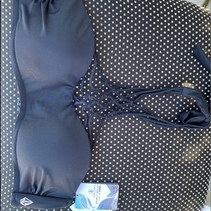 VOLCOM Halter Swim Top size M